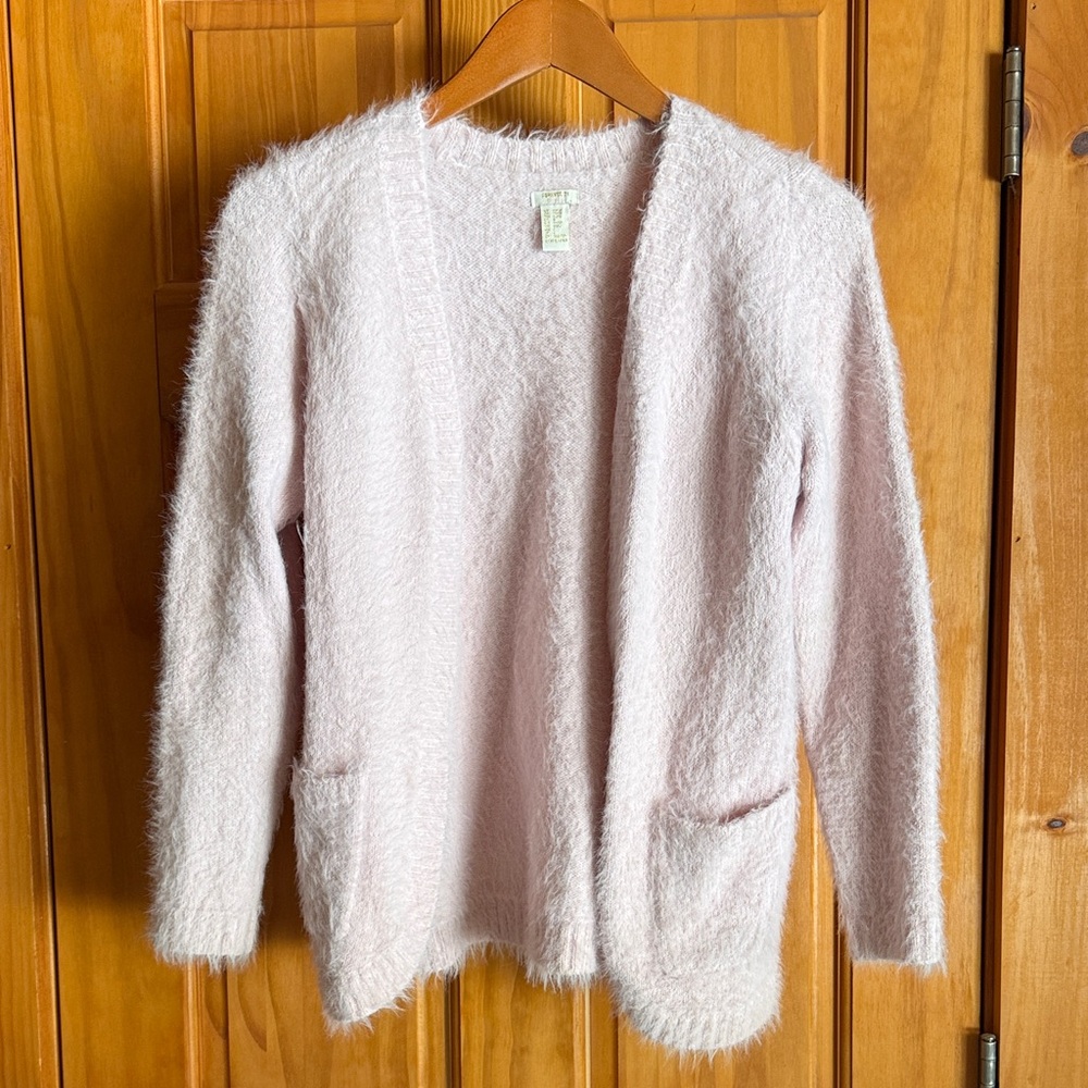 Women’s Forever 21 Cozy Light Pink Fuzzy Women's Cardigan